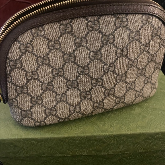 💯 Authentic Gucci OPHIDIA LARGE COSMETIC CASE- like new - Picture 11 of 12